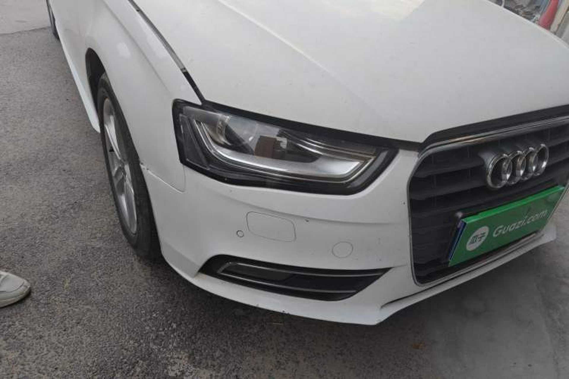 Used Audi A4L 2015 35 TFSI Automatic Comfort Model Right Front Headlight