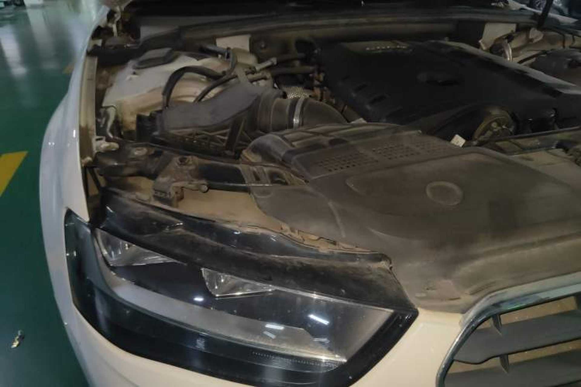 Used Audi A4L 2015 30 TFSI Automatic Comfort Model Right Front Headlight
