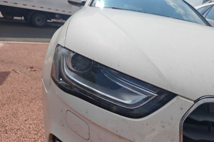 Used Audi A4L 2015 35 TFSI Automatic Standard Model Right Front Headlight