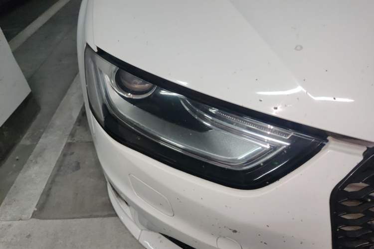 Used Audi A4L 2015 35 TFSI Automatic Standard Model Right Front Headlight
