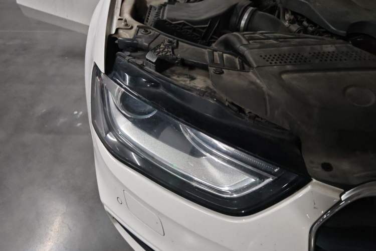 Used Audi A4L 2015 45 TFSI quattro Individual Sport Edition Right Front Headlight