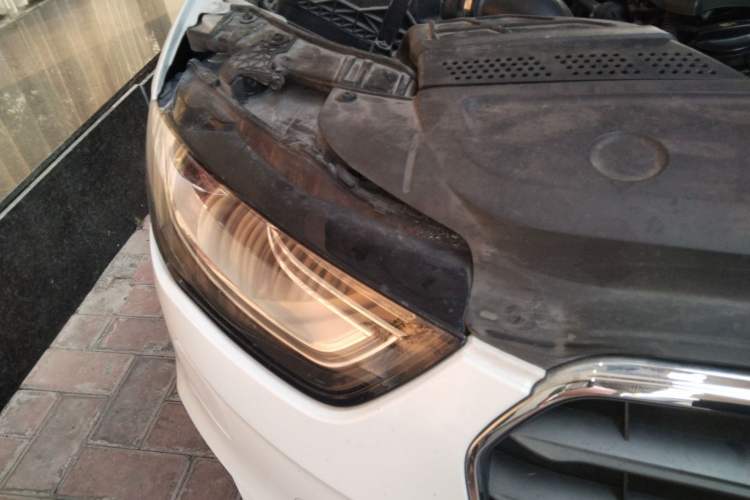 Used Audi A4L 2015 35 TFSI Automatic Standard Model Right Front Headlight