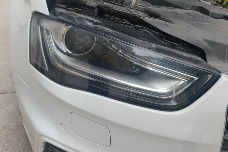 Used Audi A4L 2015 45 TFSI quattro Individual Sport Edition Right Front Headlight
