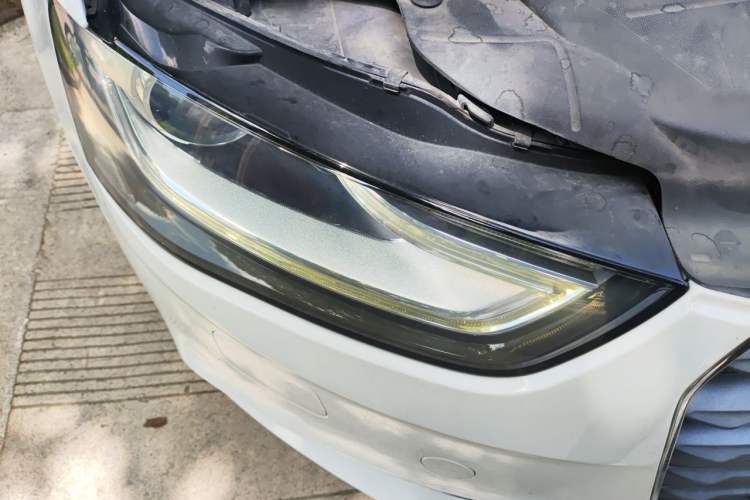Used Audi A4L 2015 35 TFSI Automatic Standard Model Right Front Headlight
