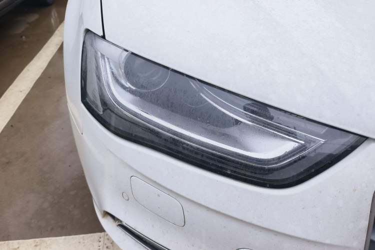 Used Audi A4L 2015 35 TFSI Automatic Standard Model Right Front Headlight