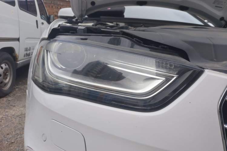 Used Audi A4L 2015 45 TFSI quattro Individual Sport Edition Right Front Headlight