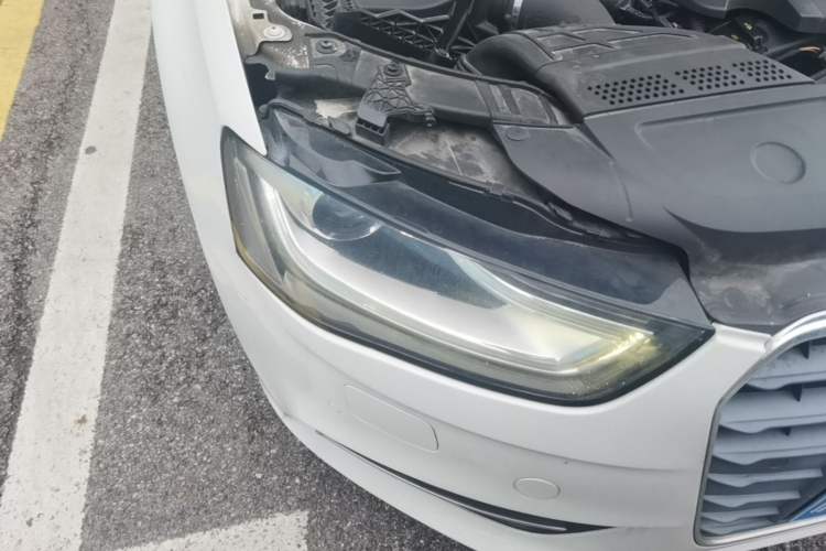 Used Audi A4L 2015 35 TFSI Automatic Standard Model Right Front Headlight
