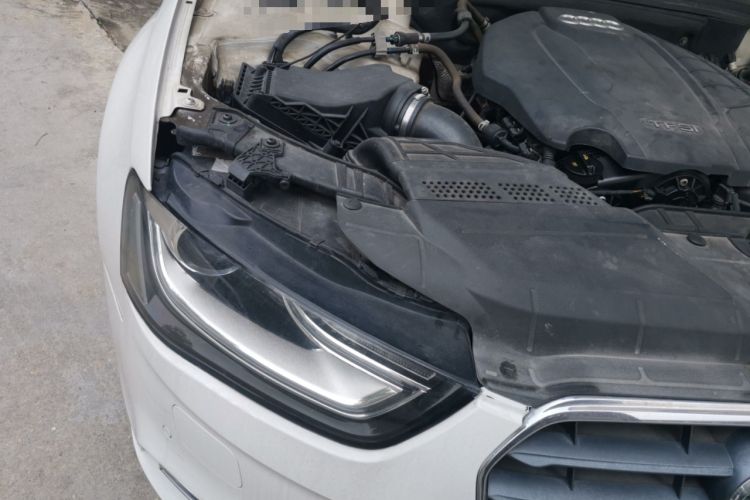 Used Audi A4L 2015 35 TFSI Automatic Standard Model Right Front Headlight