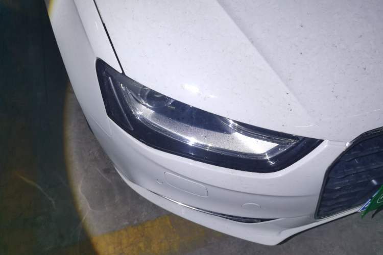 Used Audi A4L 2015 35 TFSI Automatic Standard Model Right Front Headlight