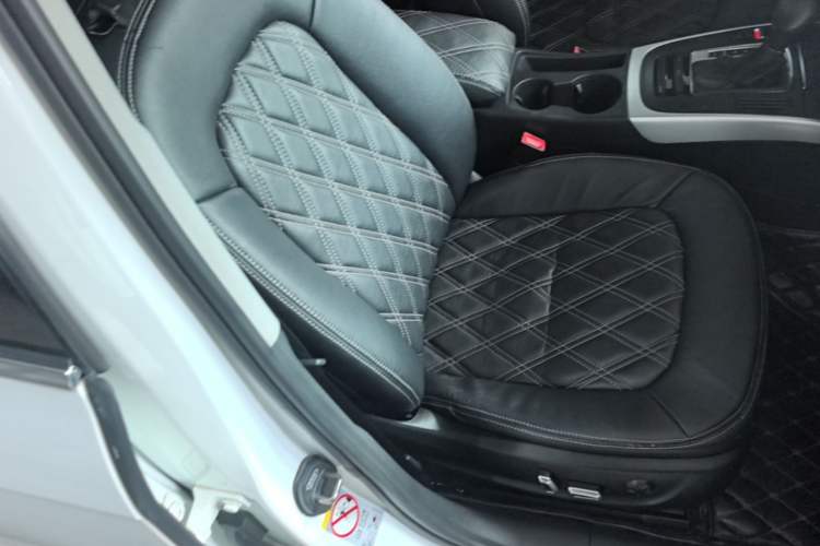 Used Audi A4L 2015 35 TFSI Automatic Standard Model Right Front Seat