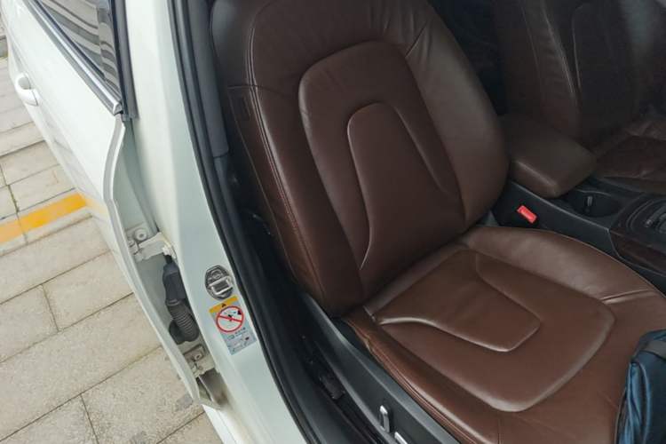 Used Audi A4L 2015 35 TFSI Automatic Comfort Model Right Front Seat