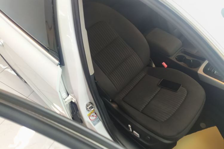 Used Audi A4L 2015 35 TFSI Automatic Standard Model Right Front Seat