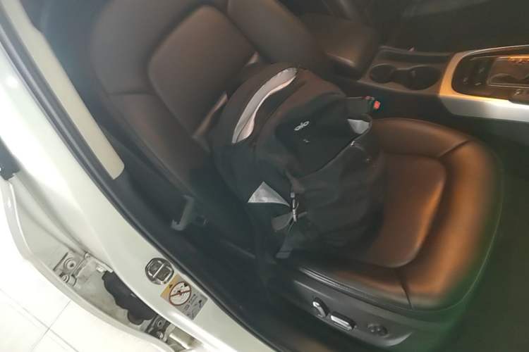 Used Audi A4L 2015 45 TFSI quattro Individual Sport Edition Right Front Seat