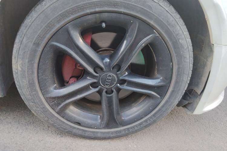 Used Audi A4L 2015 45 TFSI quattro Individual Sport Edition Right Front Wheel Hub