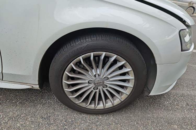 Used Audi A4L 2015 35 TFSI Automatic Technology Model Right Front Wheel Hub