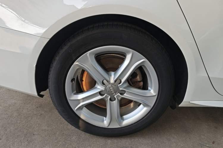 Used Audi A4L 2015 45 TFSI quattro Individual Sport Edition Right Rear Wheel Hub