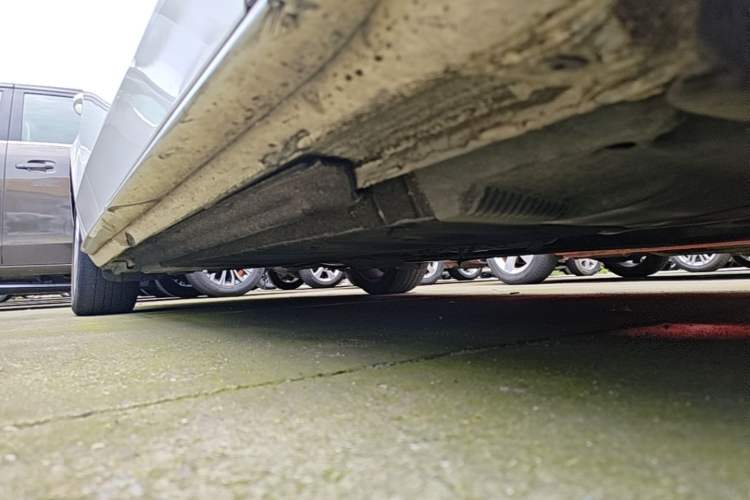 Used Audi A4L 2015 45 TFSI quattro Individual Sport Edition Right Side Sill