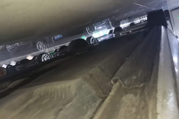 Used Audi A4L 2015 45 TFSI quattro Individual Sport Edition Right Side Sill