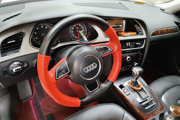 Used Audi A4L 2015 35 TFSI Automatic Technology Model Steering Wheel