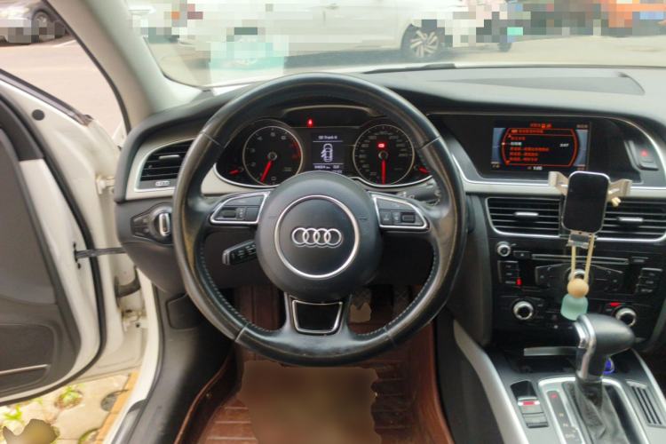 Used Audi A4L 2015 45 TFSI quattro Individual Sport Edition Steering Wheel