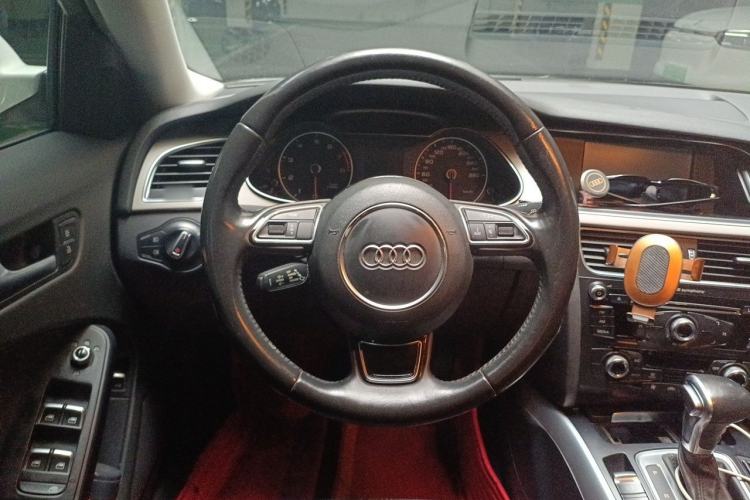 Used Audi A4L 2015 45 TFSI quattro Individual Sport Edition Steering Wheel