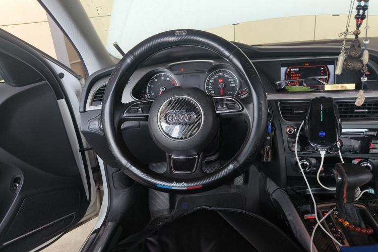 Used Audi A4L 2015 35 TFSI Millionth Anniversary Intelligent Edition Steering Wheel