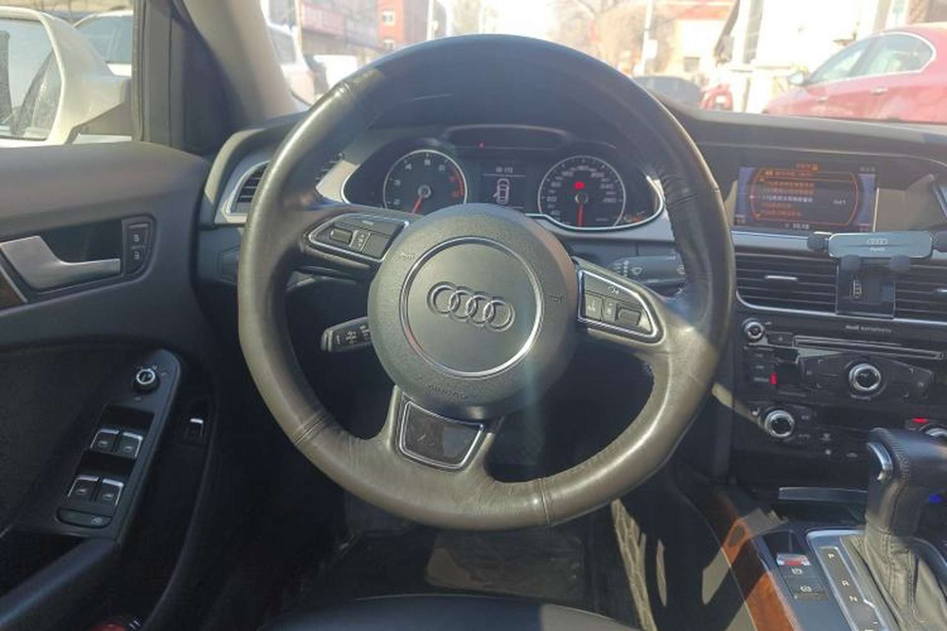 Used Audi A4L 2015 35 TFSI Automatic Comfort Model Steering Wheel