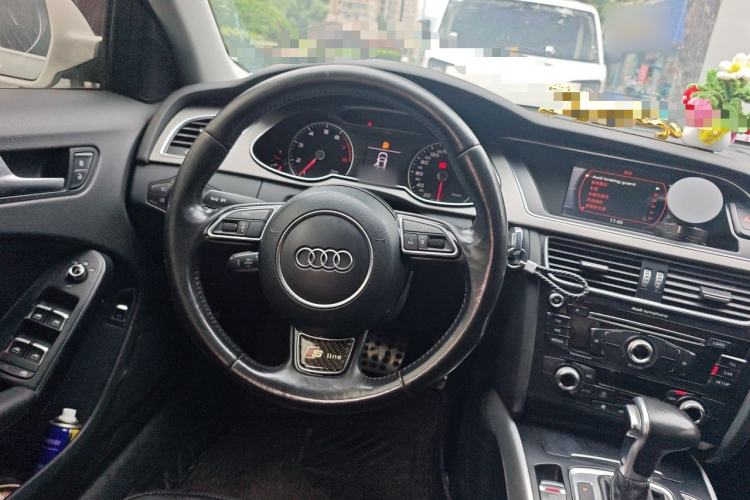 Used Audi A4L 2015 45 TFSI quattro Individual Sport Edition Steering Wheel