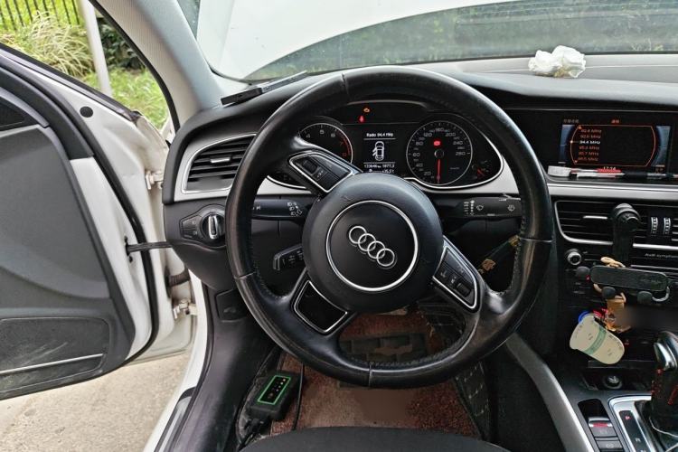 Used Audi A4L 2015 45 TFSI quattro Individual Sport Edition Steering Wheel