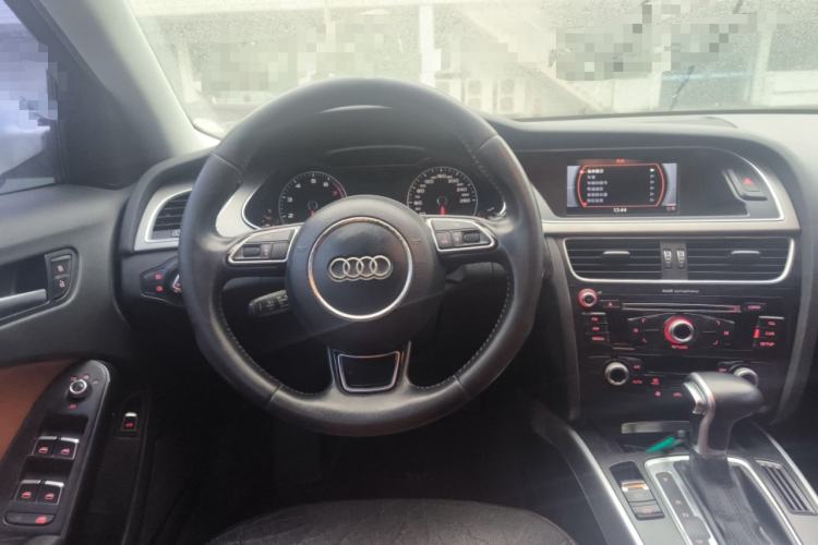 Used Audi A4L 2015 45 TFSI quattro Individual Sport Edition Steering Wheel