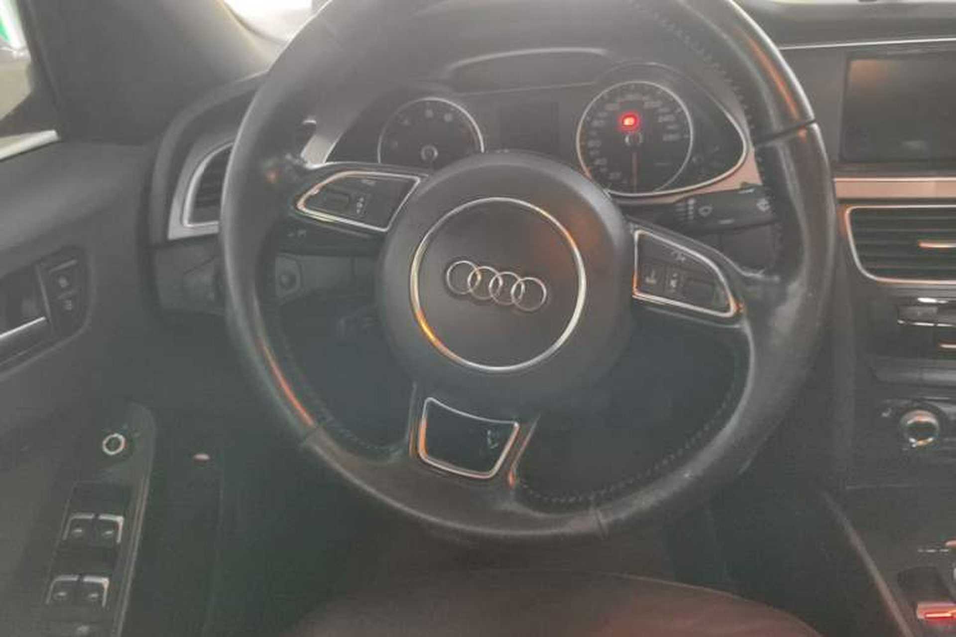 Used Audi A4L 2015 35 TFSI Automatic Technology Model Steering Wheel