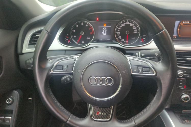 Used Audi A4L 2015 45 TFSI quattro Individual Sport Edition Steering Wheel
