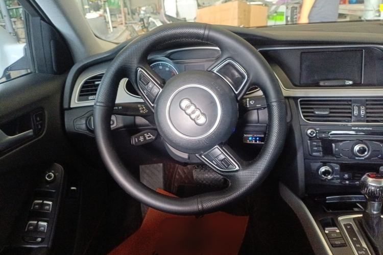 Used Audi A4L 2015 45 TFSI quattro Individual Sport Edition Steering Wheel