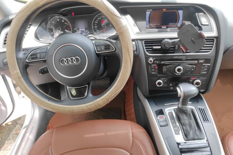Used Audi A4L 2015 45 TFSI quattro Individual Sport Edition Steering Wheel