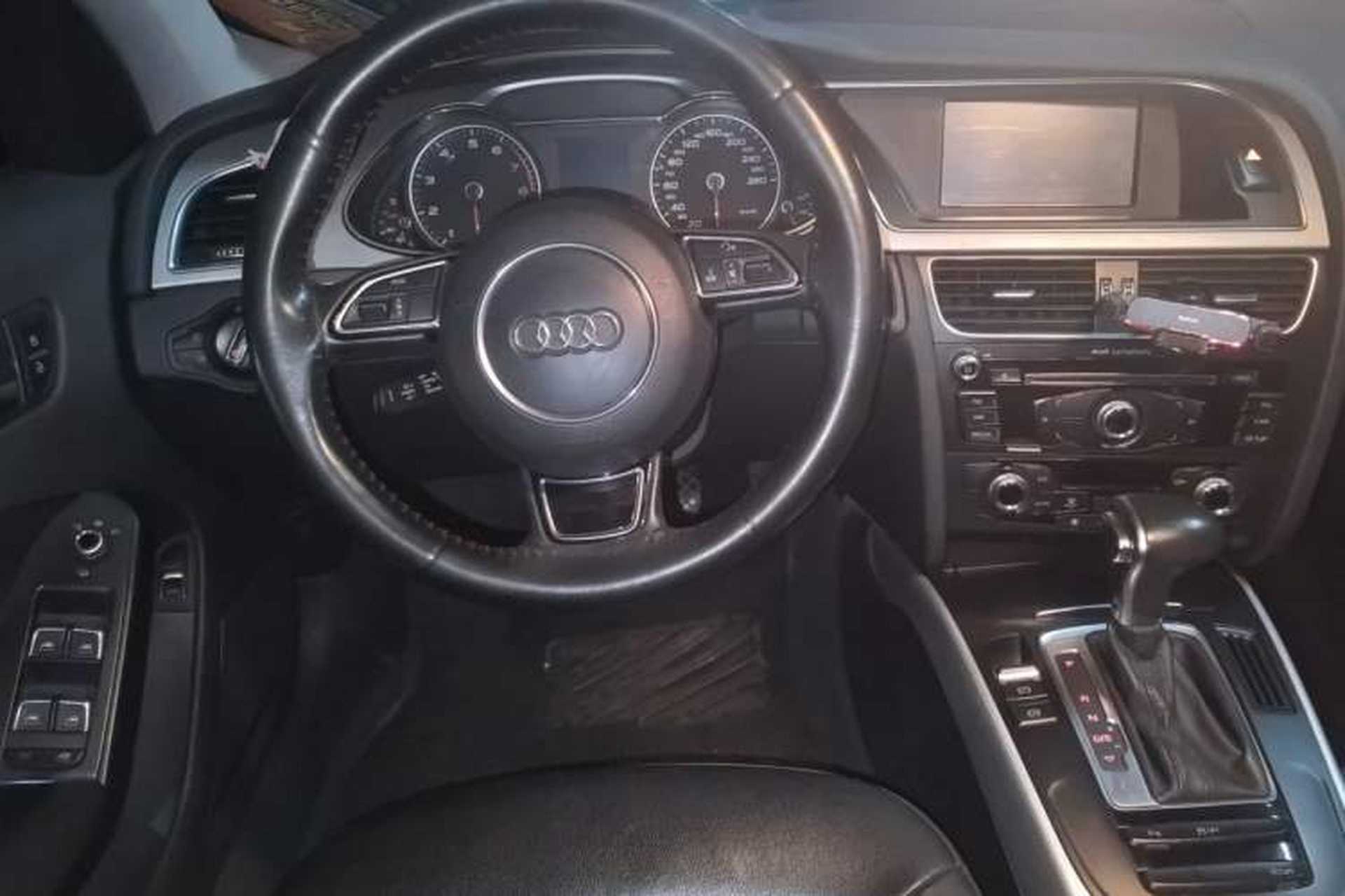Used Audi A4L 2015 45 TFSI quattro Individual Sport Edition Steering Wheel
