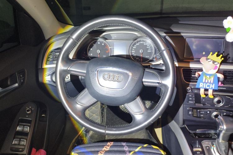 Used Audi A4L  Steering Wheel
