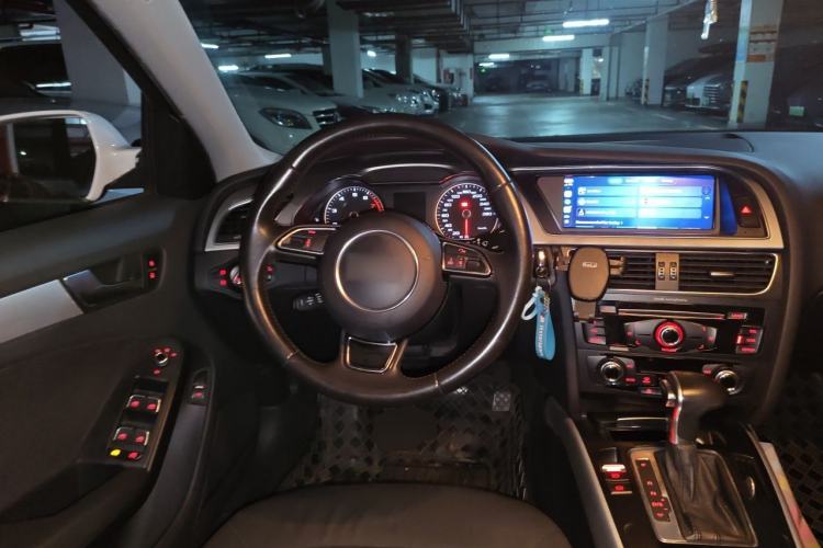 Used Audi A4L 2015 45 TFSI quattro Individual Sport Edition Steering Wheel