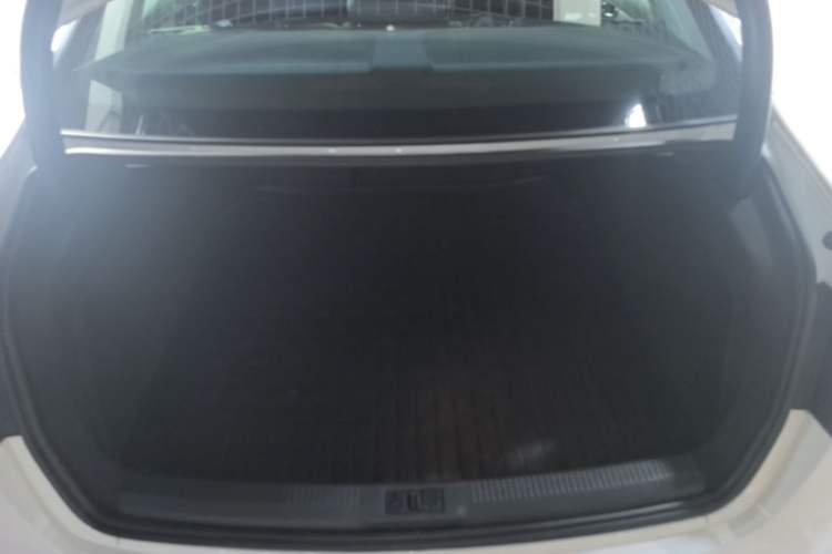 Used Audi A4L 2015 35 TFSI Automatic Standard Model Trunk
