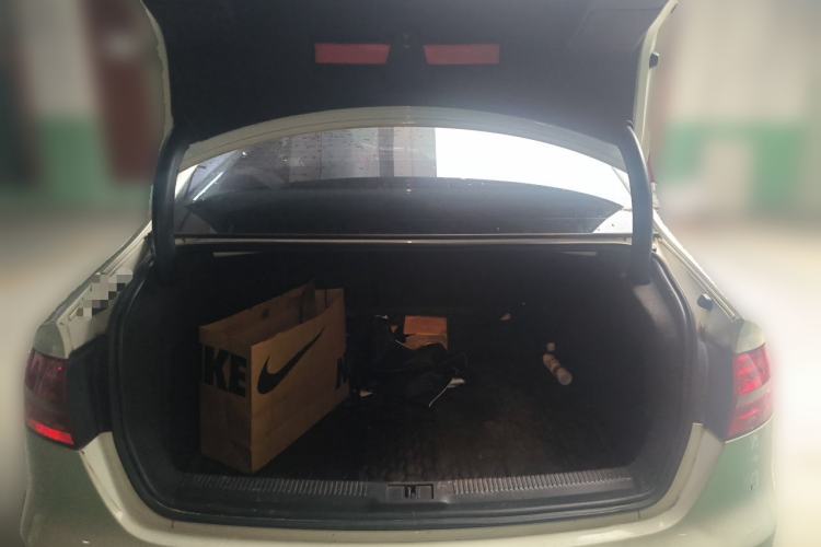Used Audi A4L 2015 35 TFSI Automatic Standard Model Trunk
