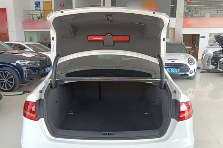 Used Audi A4L 2015 30 TFSI Automatic Comfort Model Trunk