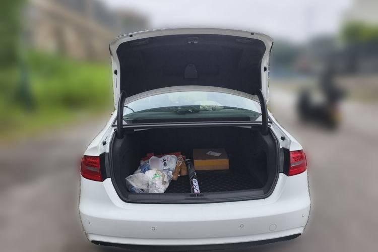Used Audi A4L 2015 35 TFSI Automatic Standard Model Trunk