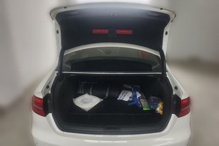 Used Audi A4L 2015 35 TFSI Automatic Comfort Model Trunk