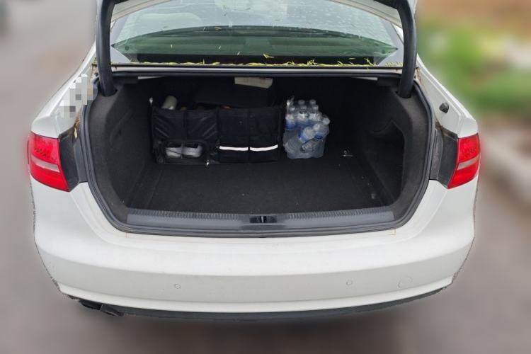 Used Audi A4L 2015 35 TFSI Automatic Standard Model Trunk