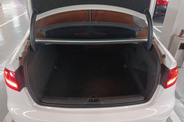 Used Audi A4L 2015 35 TFSI Automatic Standard Model Trunk