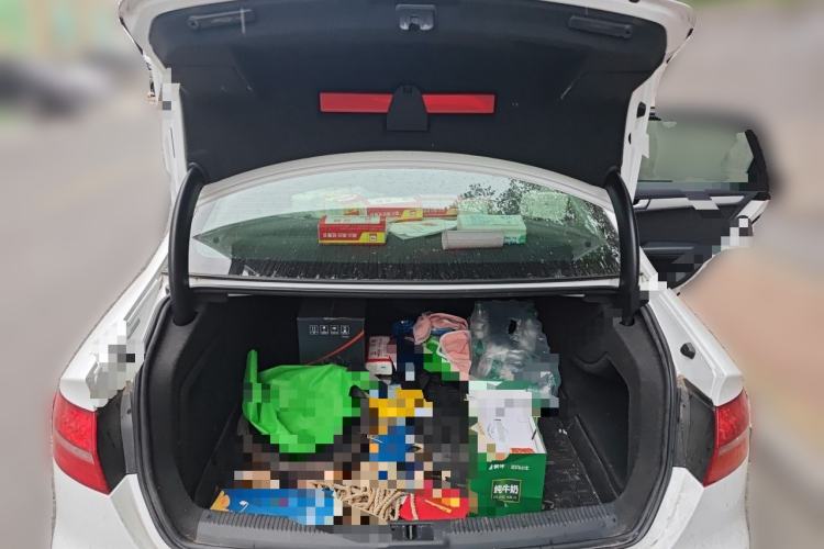 Used Audi A4L  Trunk