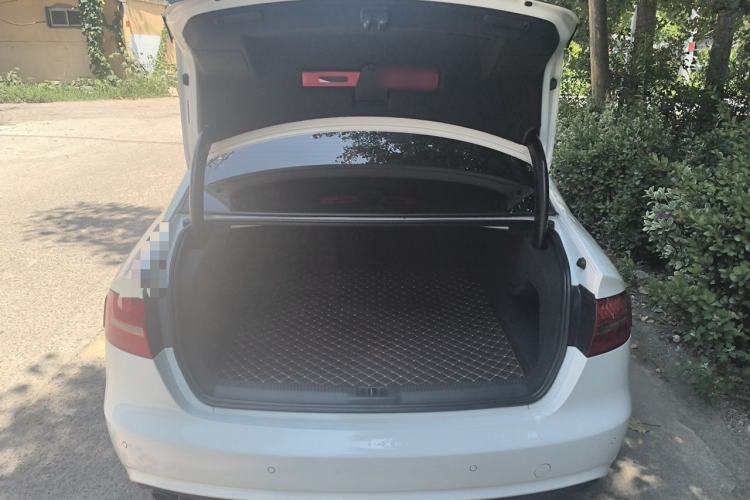 Used Audi A4L 2015 35 TFSI Automatic Technology Model Trunk