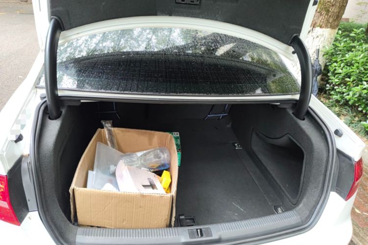 Used Audi A4L 2015 35 TFSI Automatic Standard Model Trunk