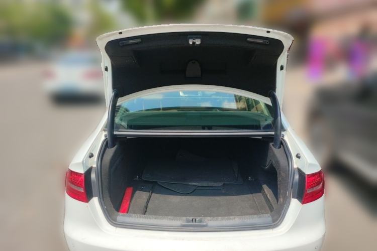 Used Audi A4L 2015 35 TFSI Automatic Standard Model Trunk