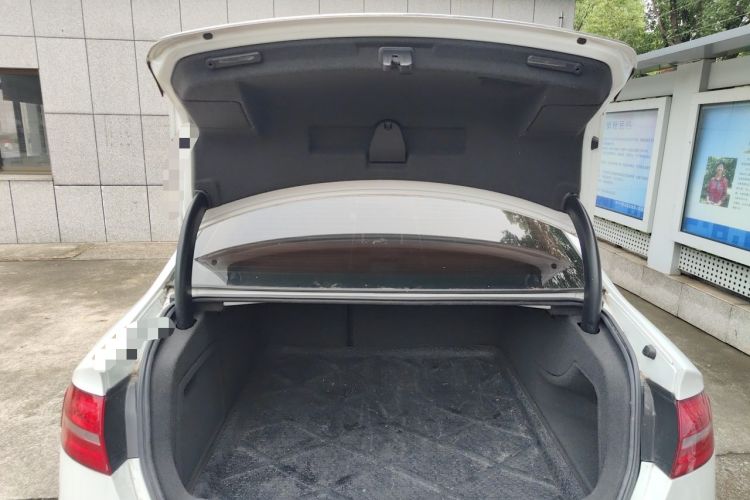 Used Audi A4L 2015 35 TFSI Automatic Comfort Model Trunk