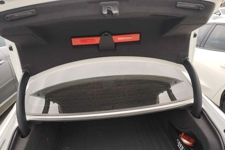 Used Audi A4L 2015 35 TFSI Automatic Comfort Model Trunk